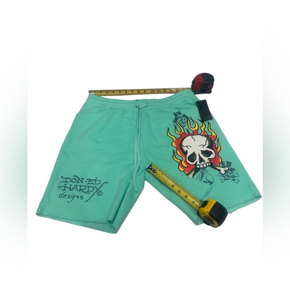 Ed Hardy Men's Flame Skull Sweat Shorts Mint Color Size L NWT - Picture 4 of 4